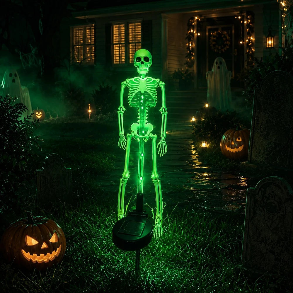 Solar Skull Garden Light