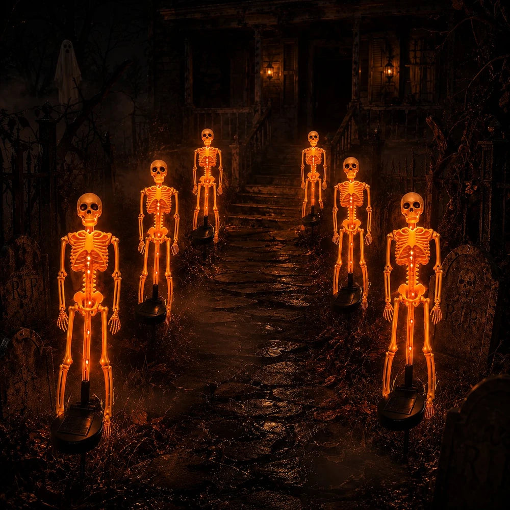 Solar Skull Garden Light